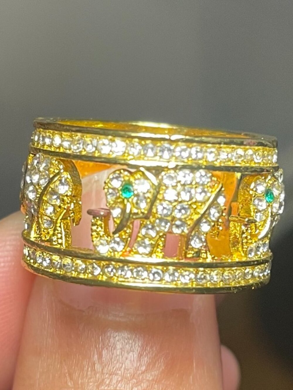 Gold-Plated Elephant Band Ring – Crystal Accents 🐘✨